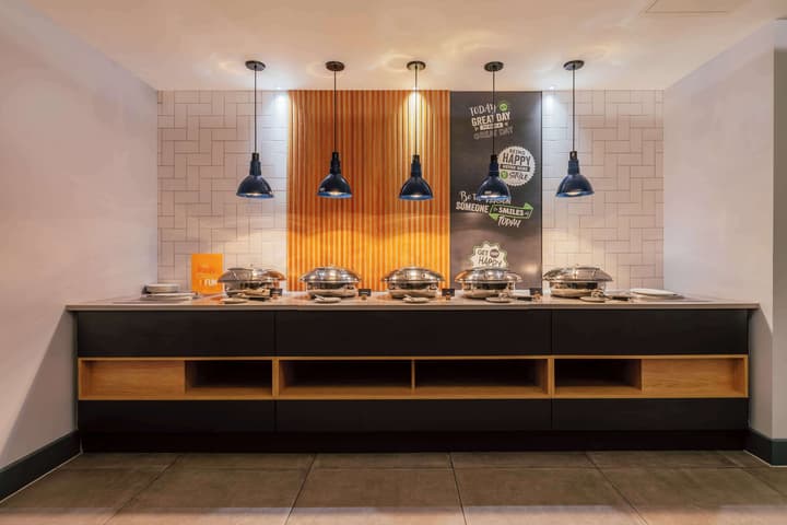 Hampton by Hilton London Park Royal