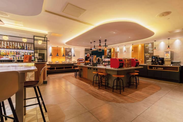 Hampton by Hilton London Park Royal