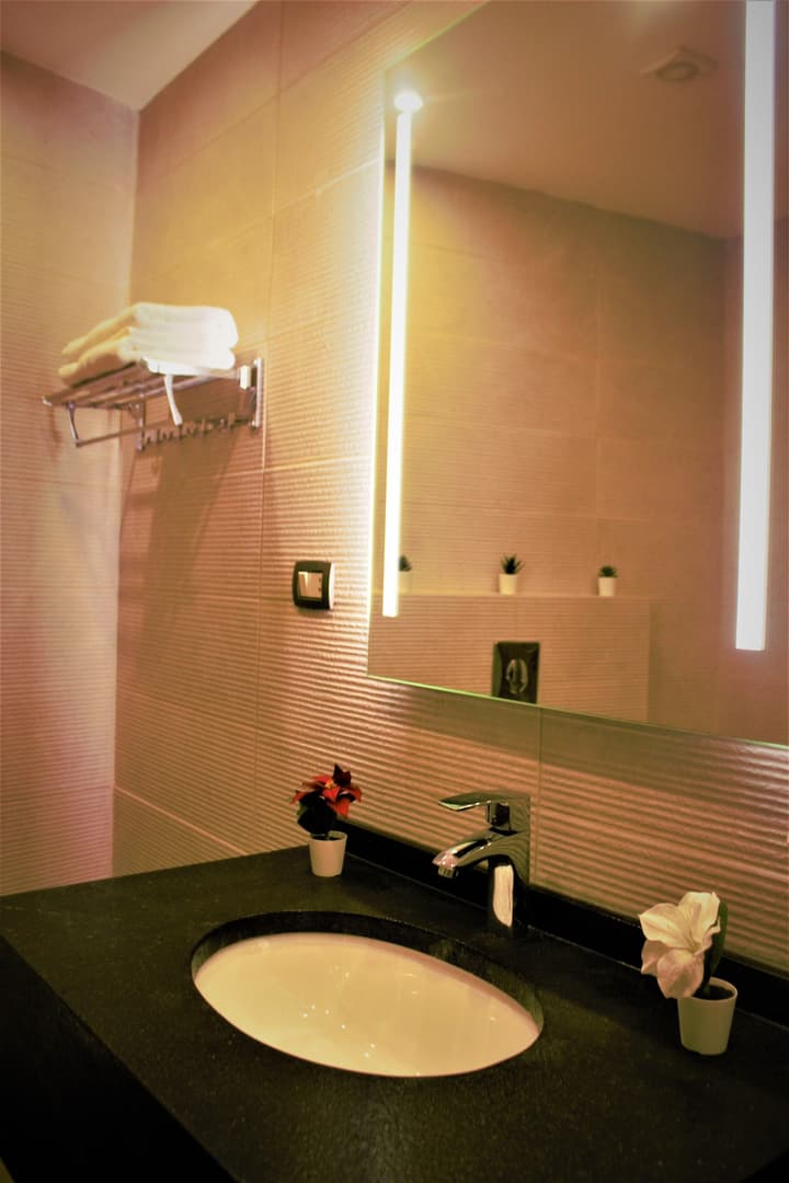 New MerryLand Hotel