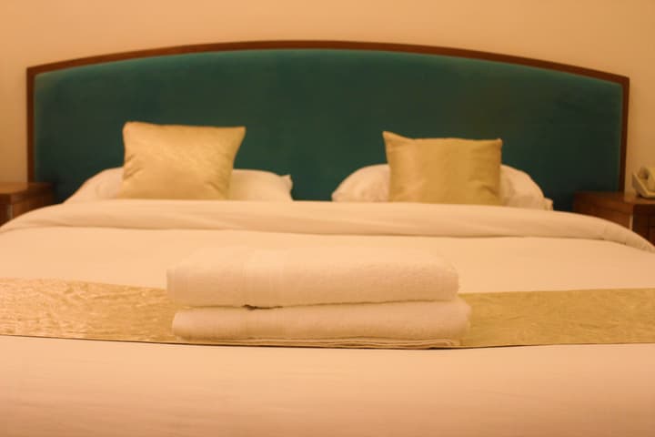 New MerryLand Hotel
