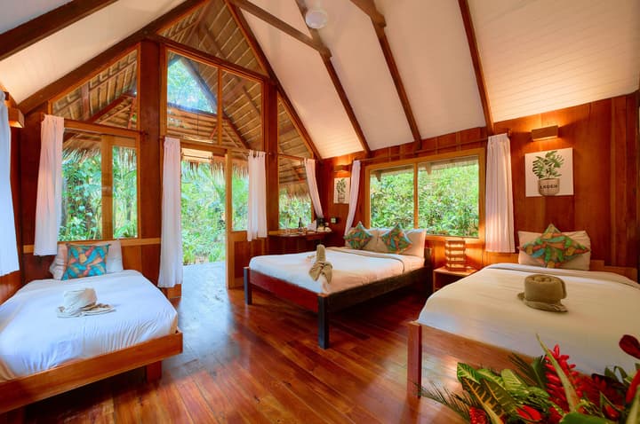 Shawandha Ecolodge