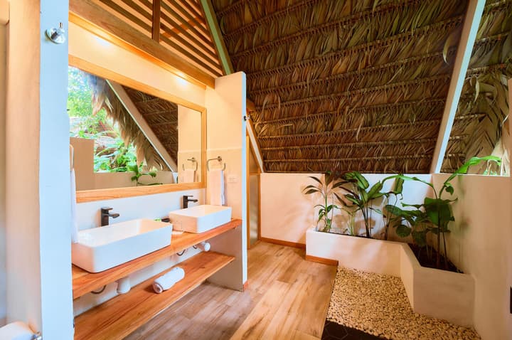 Shawandha Ecolodge