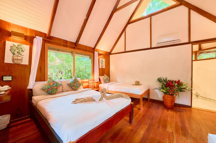 Shawandha Ecolodge