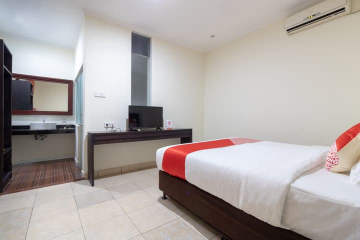 Flagship 2688 Guntur Hotel