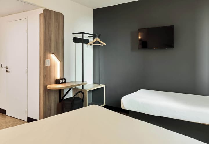 B&B HOTEL Paris Porte de Bagnolet