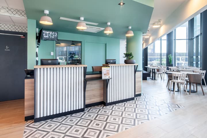 B&B HOTEL Paris Porte de Bagnolet