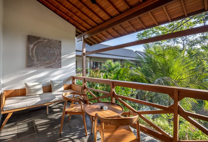 Dinara Ubud
