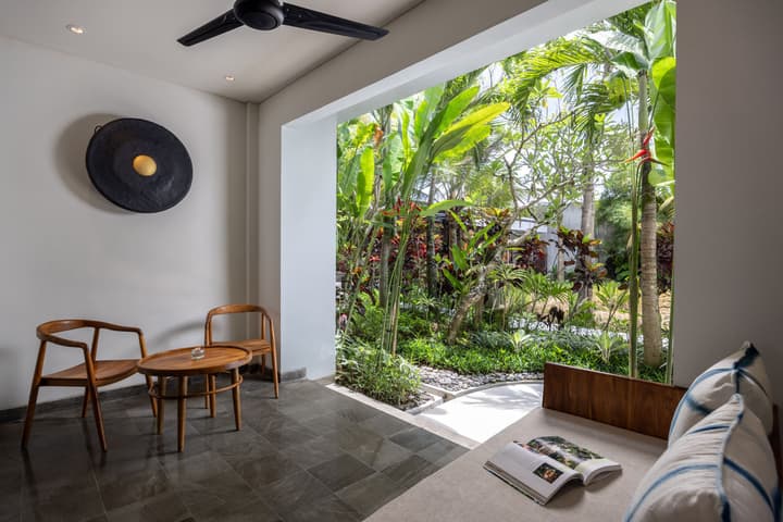 Dinara Ubud