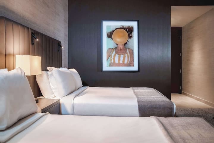 THesis Hotel Miami Coral Gables, Curio Collection by Hilton