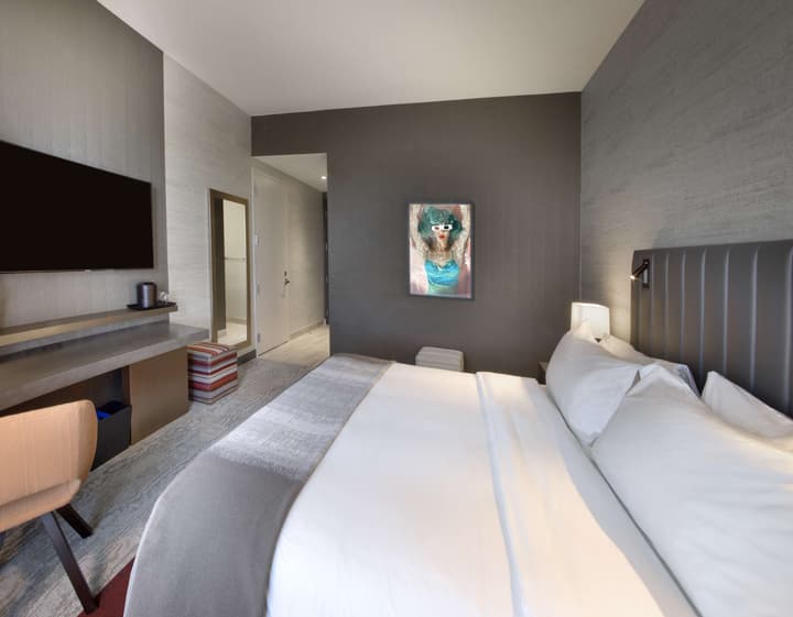THesis Hotel Miami Coral Gables, Curio Collection by Hilton