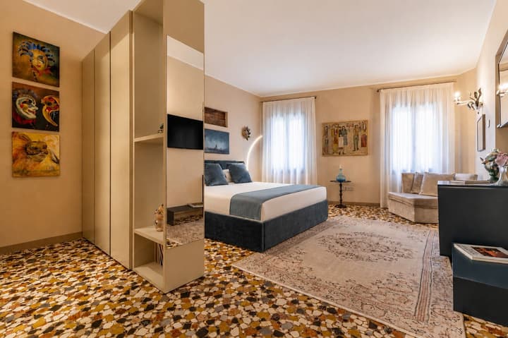 Cinqueteste Luxury Home Venice
