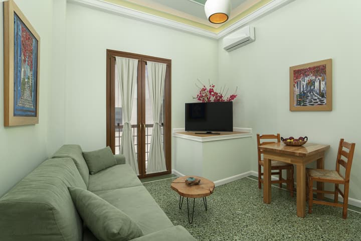 Andros 4 All Seasons Villas & Suites