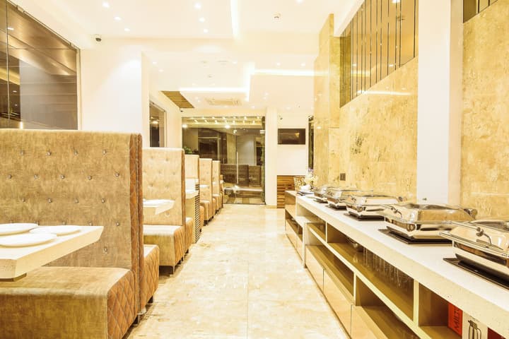 Hotel Auris & Banquets, Mumbai International Airport