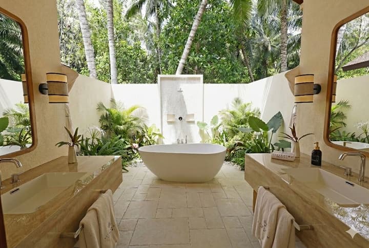 Fiyavalhu Resort Maldives