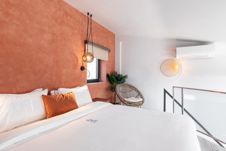 Cocooning Suites by Blue Carpet