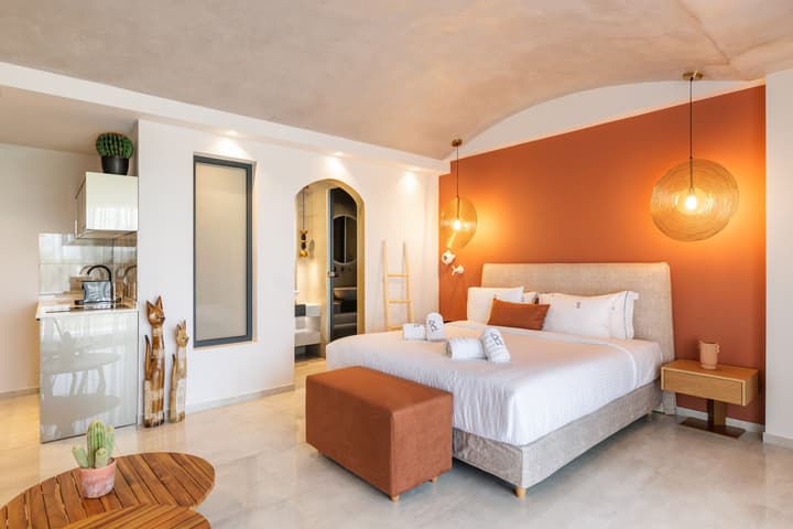 Cocooning Suites by Blue Carpet