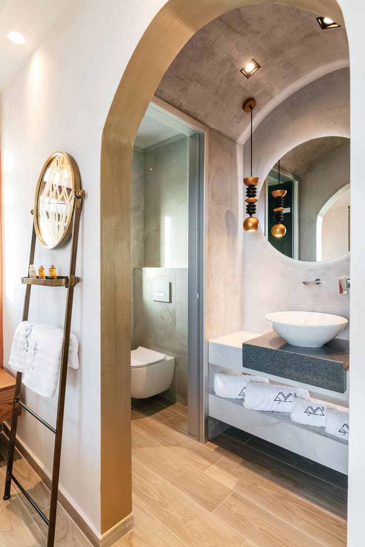 Cocooning Suites by Blue Carpet