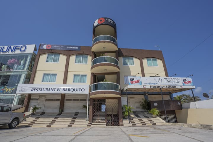 Capital O Hotel Los Caracoles, Acapulco