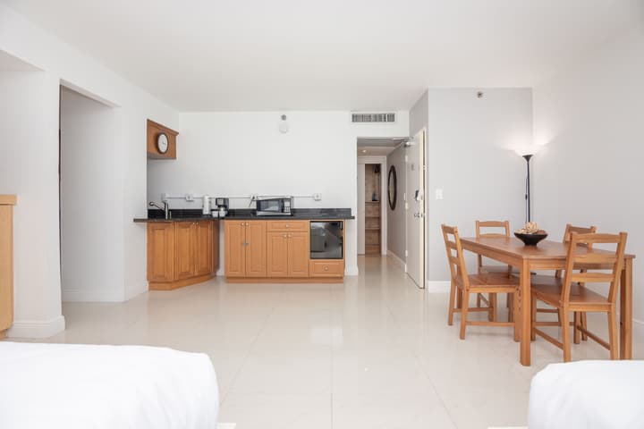 Girasole Apartments