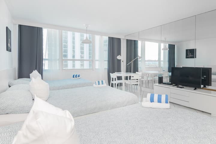 Girasole Apartments
