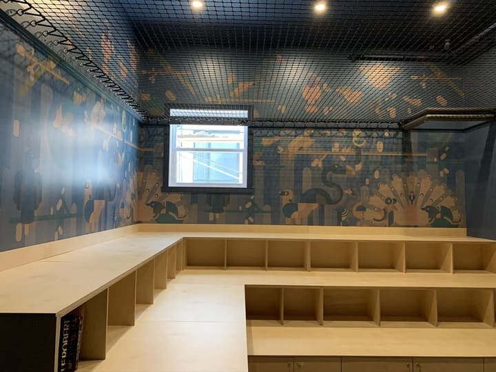 QBEDS Hostel
