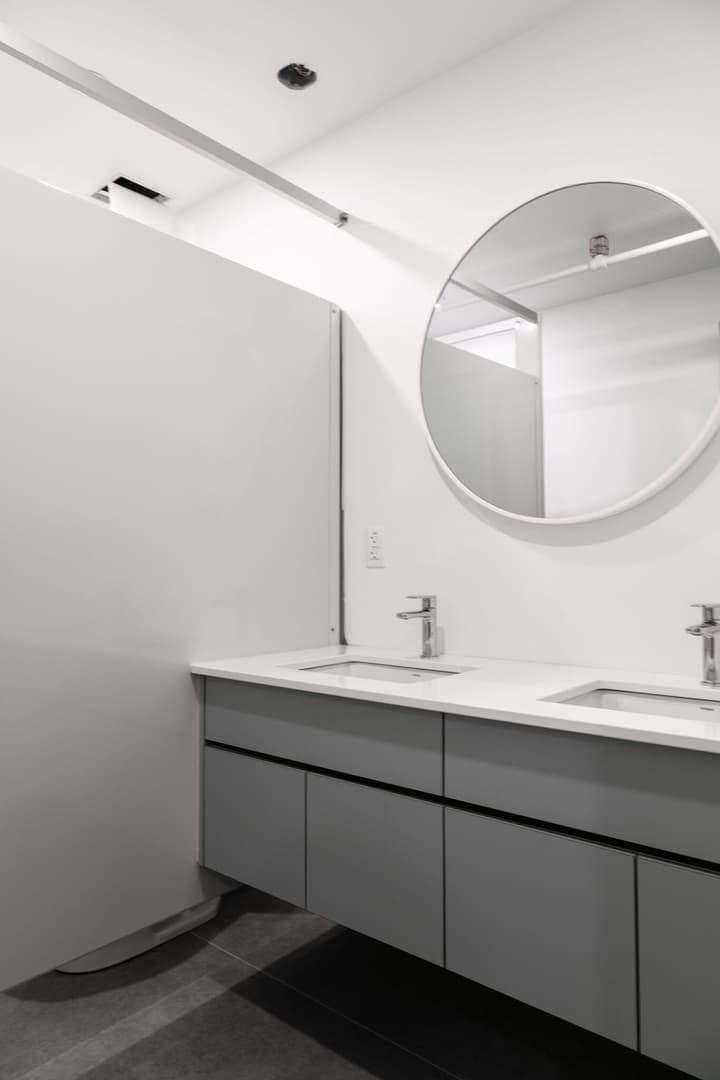 QBEDS Hostel
