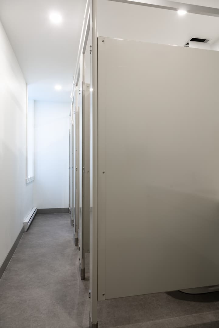 QBEDS Hostel