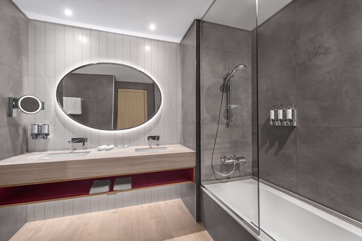 Hampton by Hilton Marjan Island