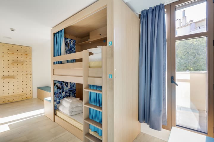 The People - Marseille - Hostel