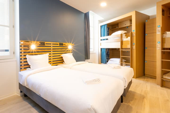 The People - Marseille - Hostel