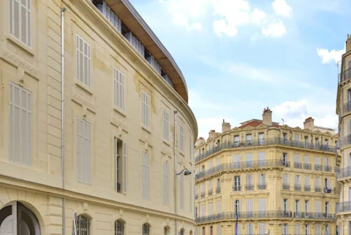 The People - Marseille - Hostel