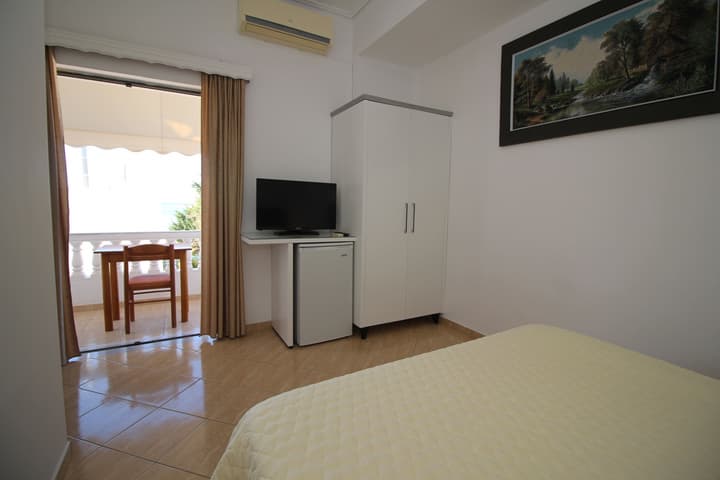 Julia Hotel