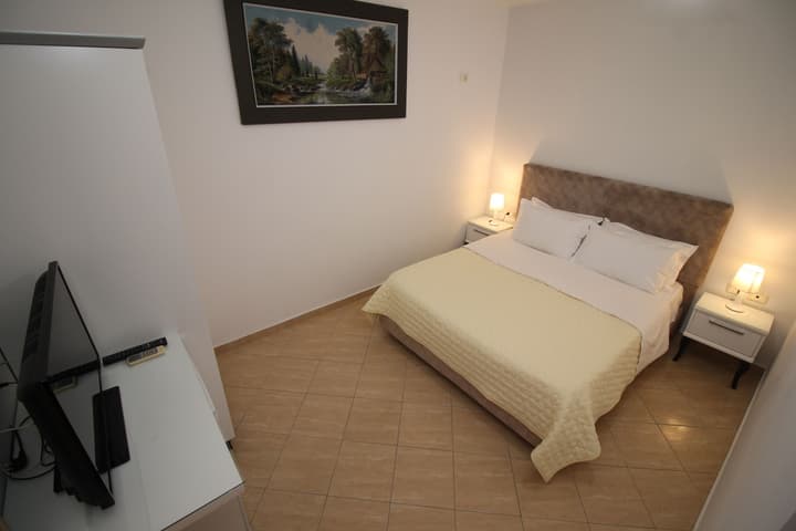 Julia Hotel