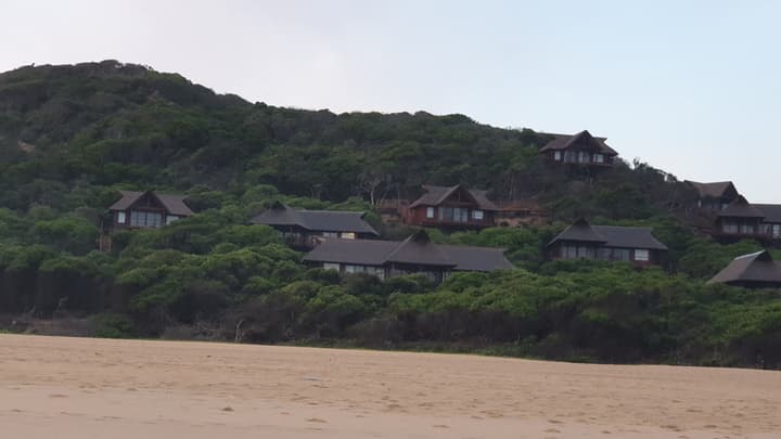 Montebelo Milibangalala Bay Resort