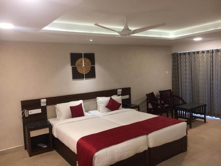 Hotel Sea Face