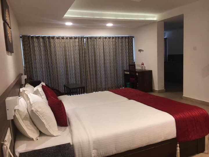 Hotel Sea Face