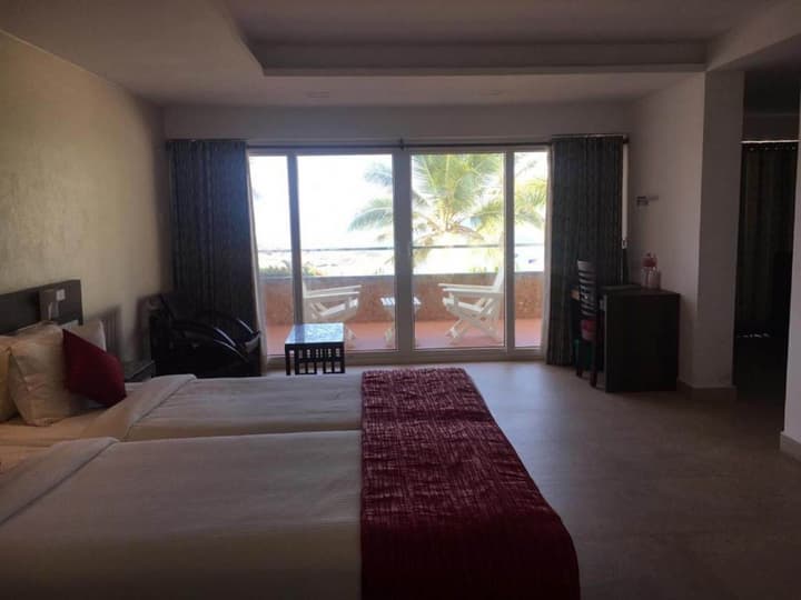 Hotel Sea Face