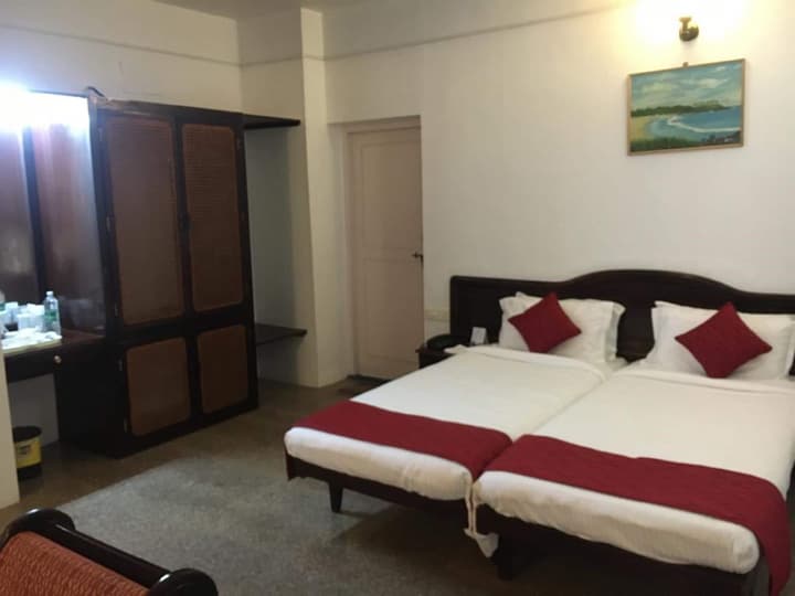 Hotel Sea Face