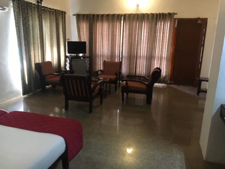 Hotel Sea Face