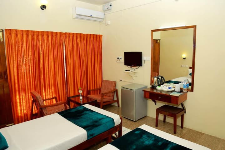 Hotel Sea Face