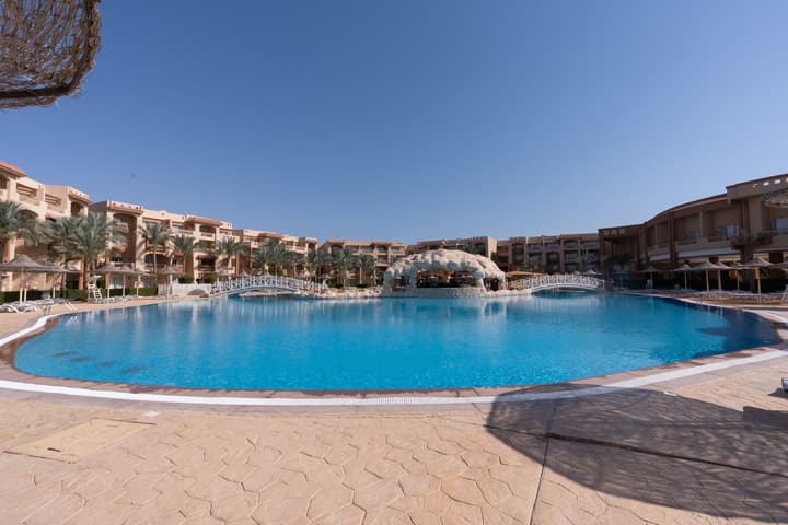 Parrotel Lagoon Waterpark Resort