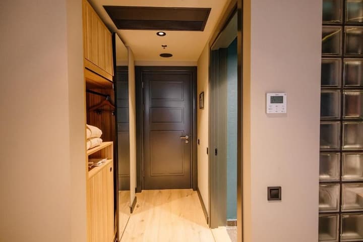 Sandali Metekhi Boutique Hotel