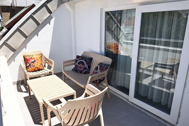 Livia Residence