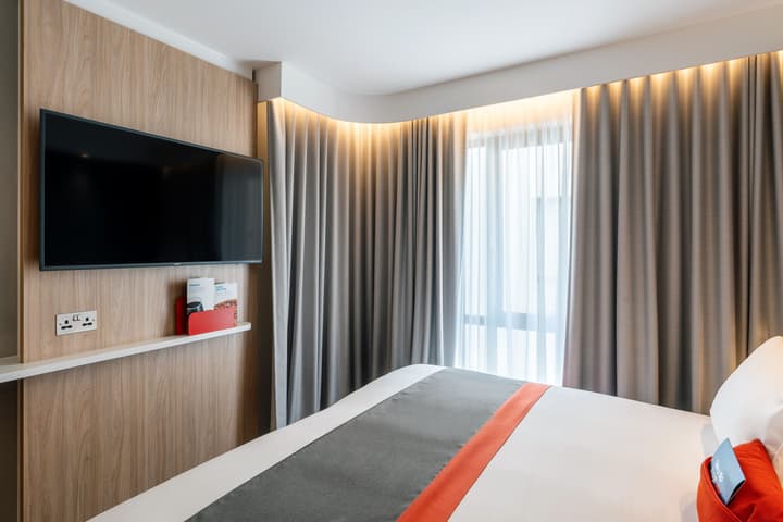Holiday Inn Express Amsterdam - North Riverside by IHG