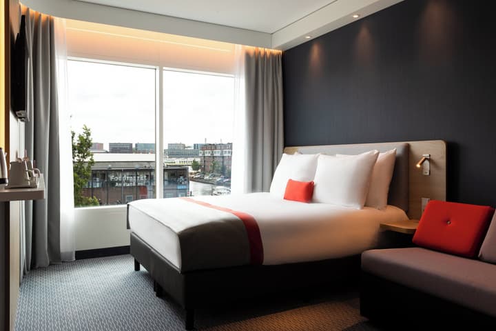 Holiday Inn Express Amsterdam - North Riverside by IHG