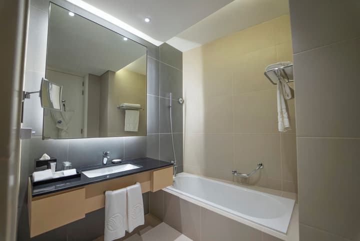 Rotana Corniche