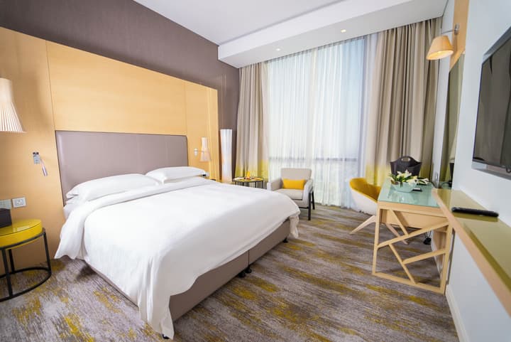 Rotana Corniche