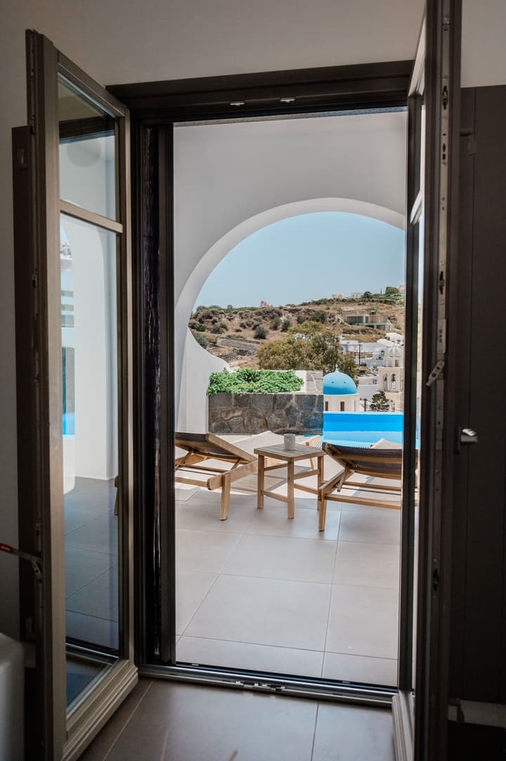 Amphitrite Suites Santorini