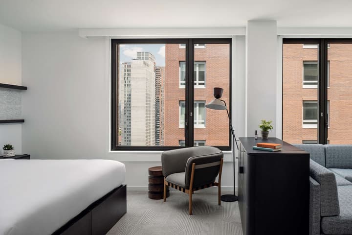 Arlo Midtown