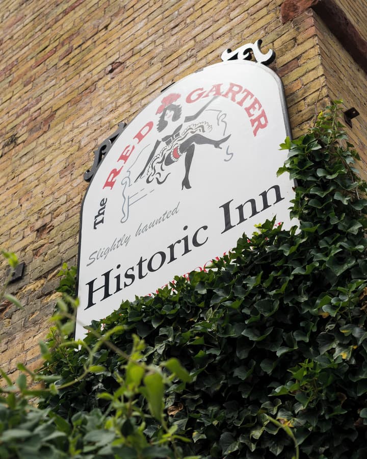 Red Garter Inn